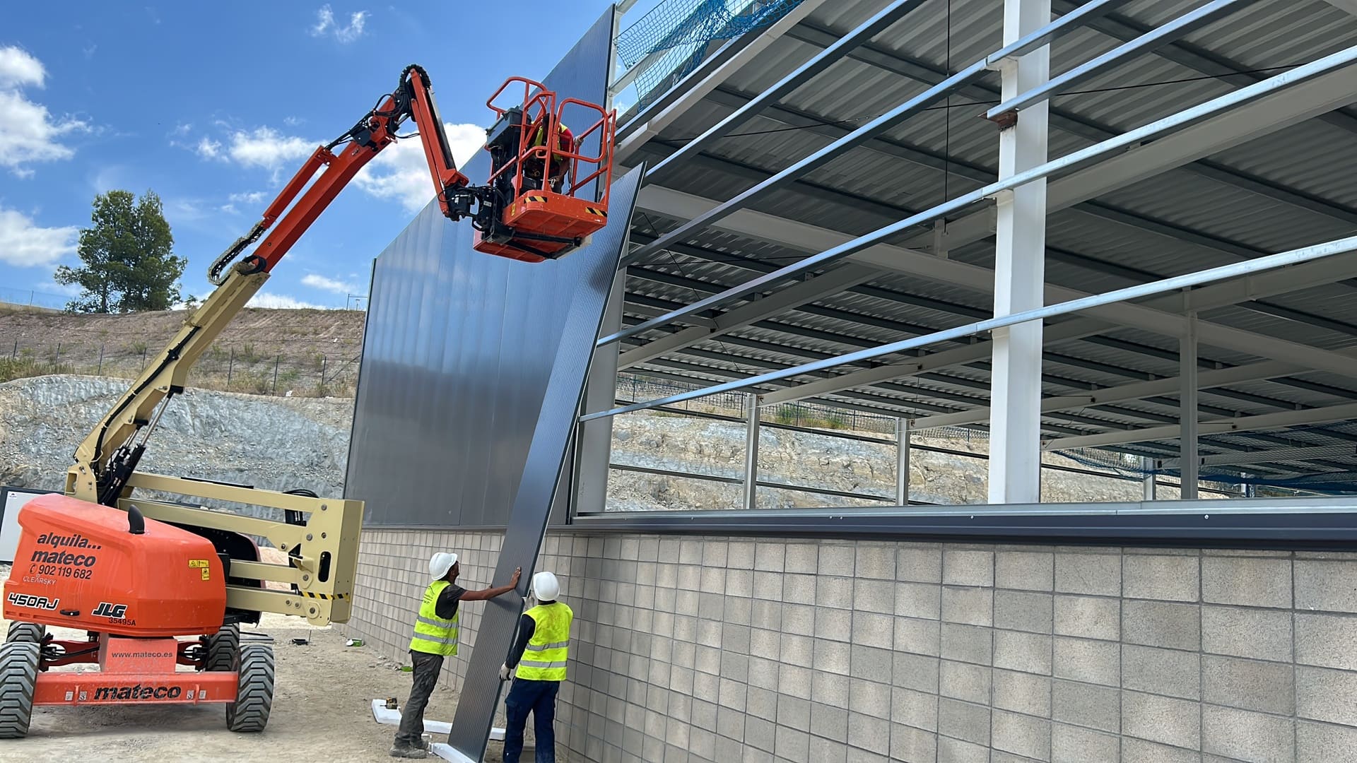 Vilanova del Camí nave