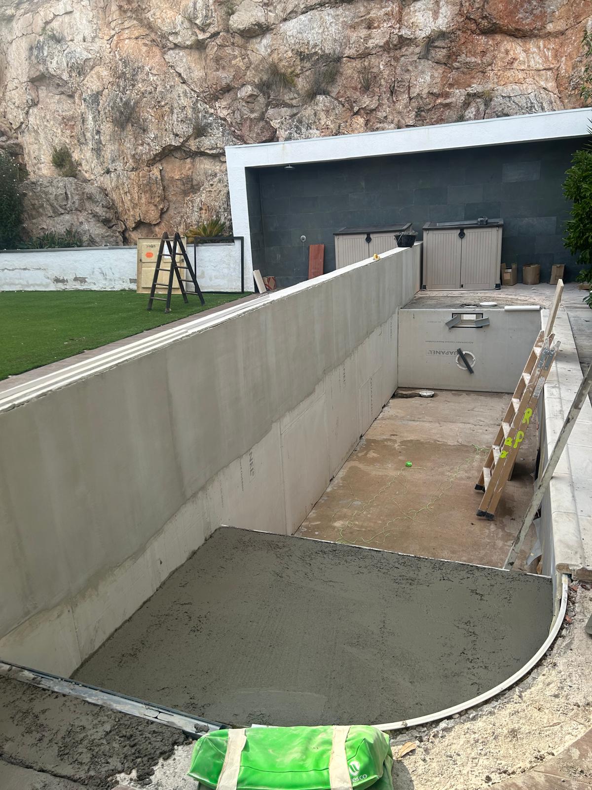 Reformas Pedregosa Piscina Vallirana